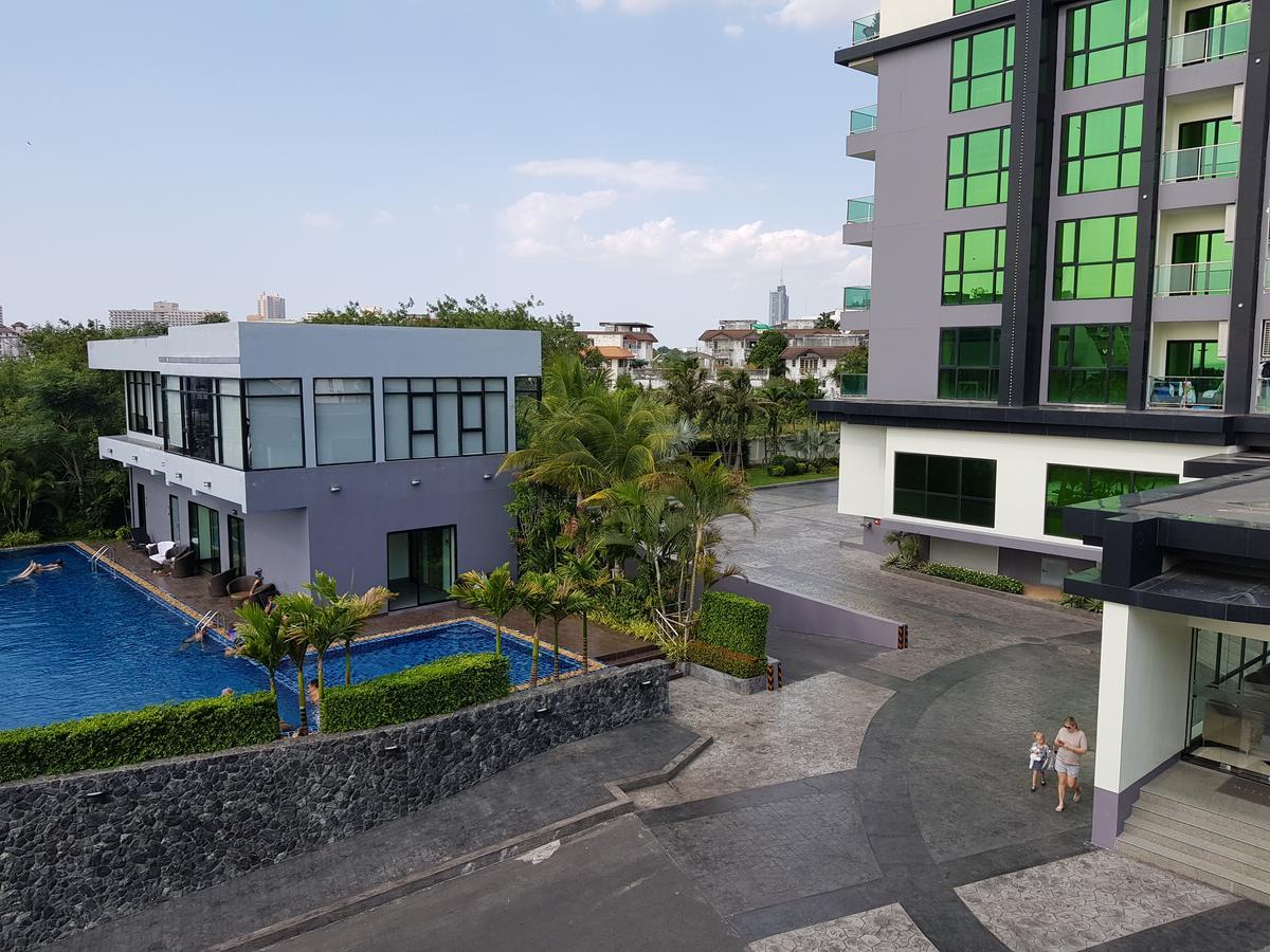 Dusit Grand Condo View Jomtien Beach Dış mekan fotoğraf